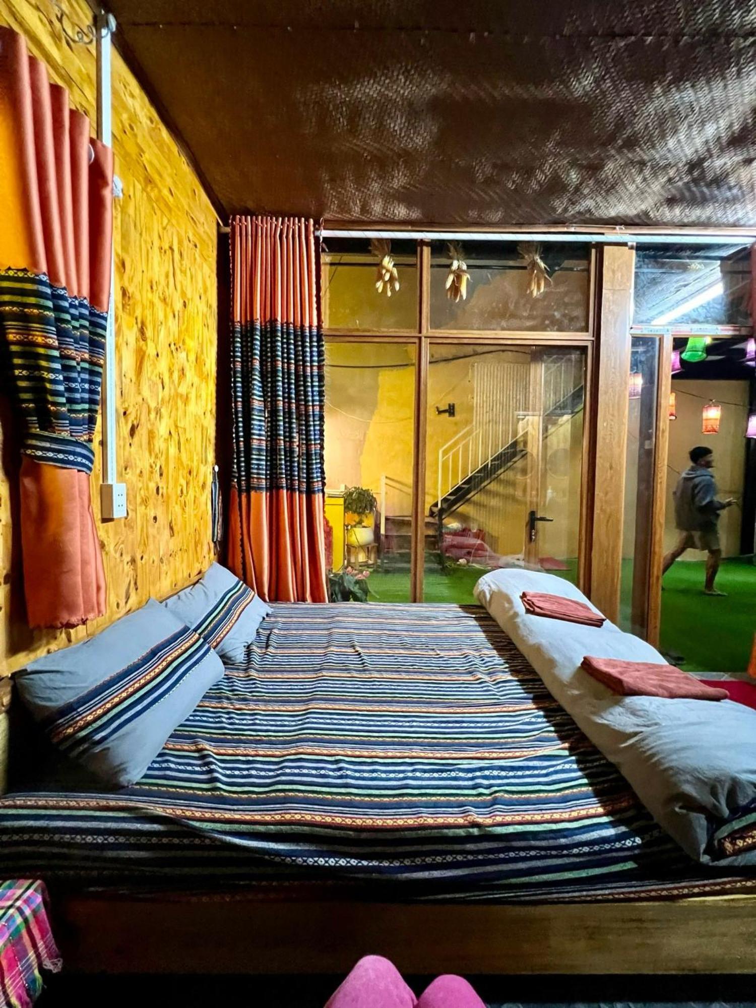 Pura Homestay Na Thon Exteriör bild